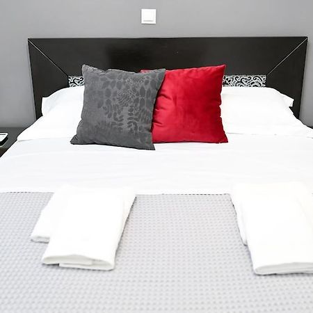 Lili'S Apartment إلفسينا المظهر الخارجي الصورة